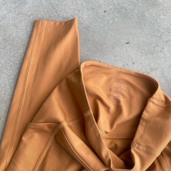 Girlfriend Collective high rise compressive Leggings - Picture 3 of 5